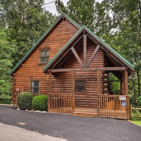 Pigeon Forge Cabin With Hot Tub, Grill And Pool Table! Villa Sevierville Buitenkant foto