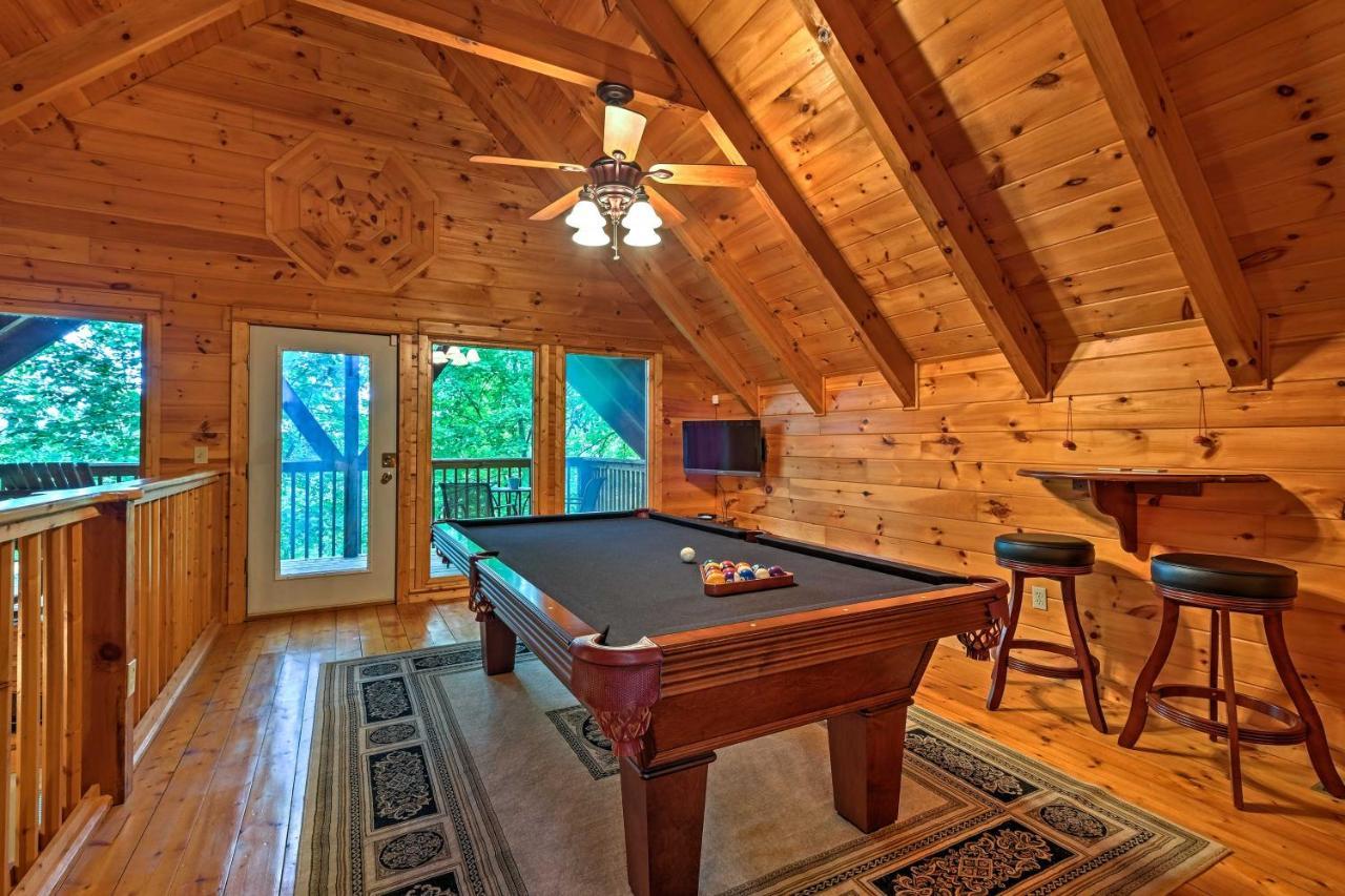 Pigeon Forge Cabin With Hot Tub, Grill And Pool Table! Villa Sevierville Buitenkant foto